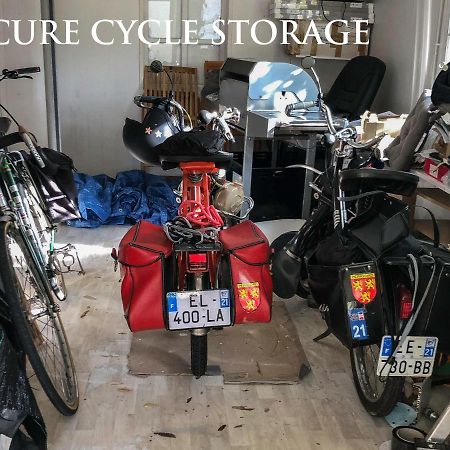 몽모리옹 La Bicyclette Bleue B&B 외부 사진